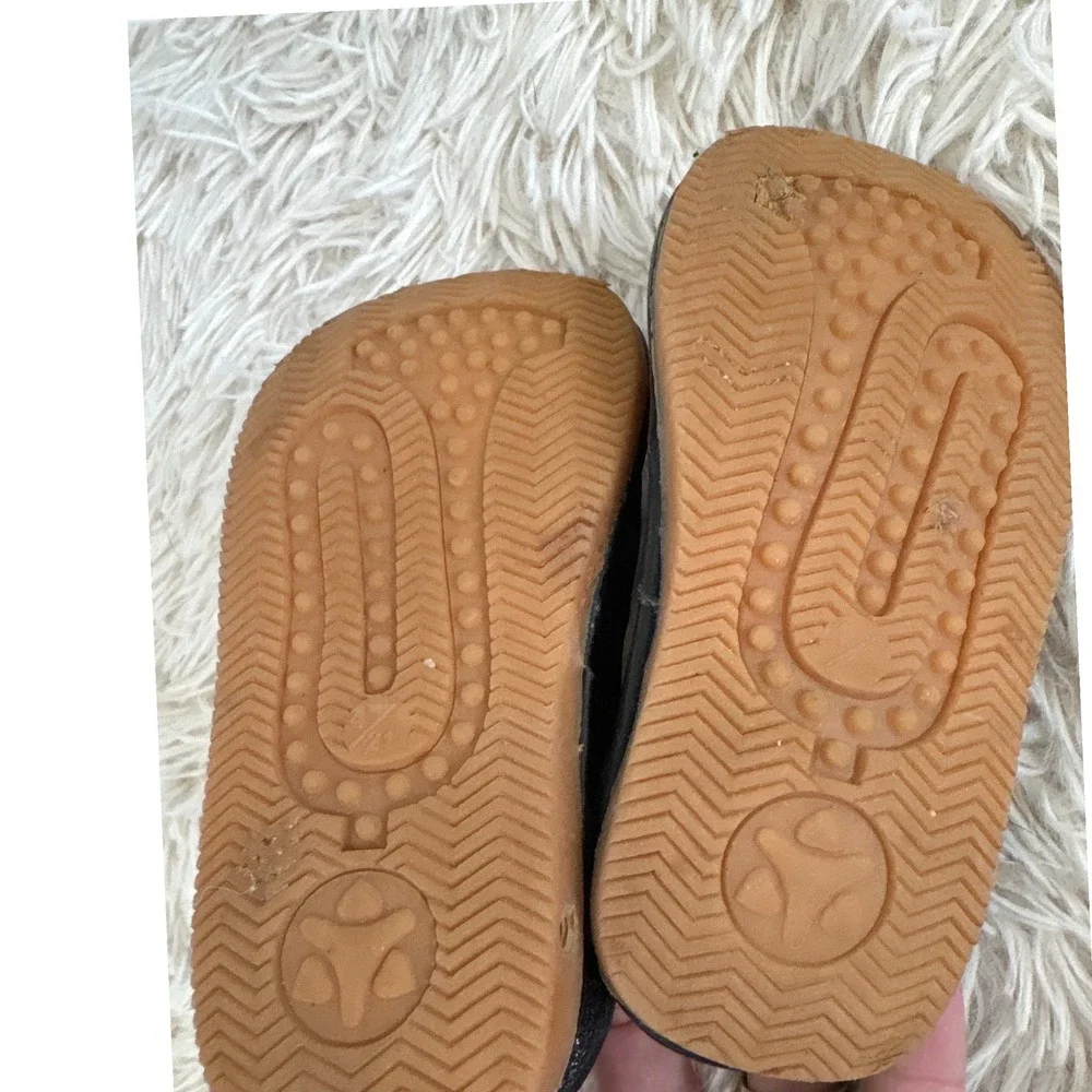 Squeak & Goggle‎ Sparkling Black Mary Jane Shoes Toddler Kids Size 4